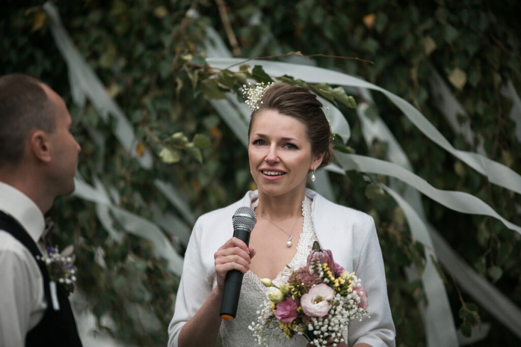 Quel discours faire pour un mariage : L’art de raconter une histoire d’amour Quel discours faire pour un mariage : L’art de raconter une histoire d’amour